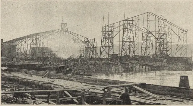 Illustration ur Utställningen i Stockholm 1897. Beskrifning i ord och bild öfver Allmänna konst- & industriutställningen (1897), sida 49