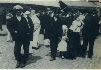 Illustration ur Världen i brand. En bokfilm över det stora kriget 1914-1918 (1935), sida 31