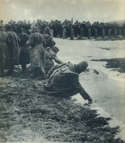 Illustration ur Världen i brand. En bokfilm över det stora kriget 1914-1918 (1935), sida 58