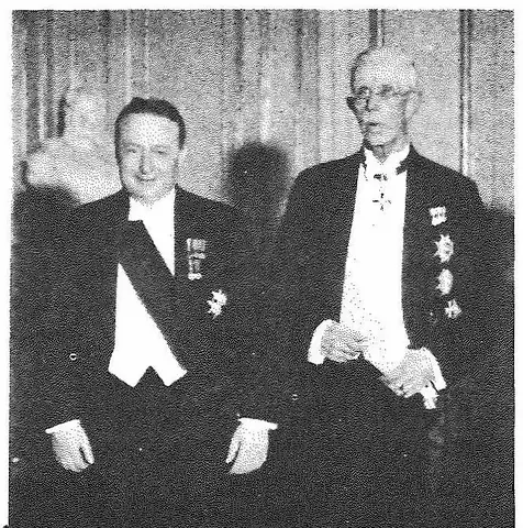 Illustration ur Gustaf V och hans tid. En bokfilm. 1928-1938 (1940), sida 478