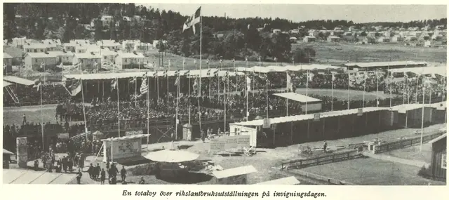 Illustration ur Gustaf V och hans tid. En bokfilm. 1938-1947 (1947), sida 431